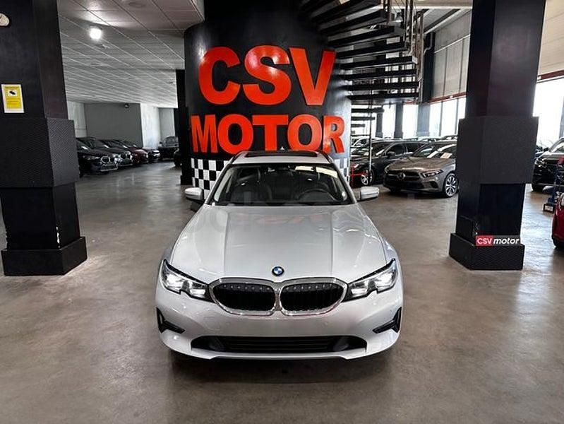 Usado BMW 318 150 CV (110 kW) 2021 Gris / plata Familiar