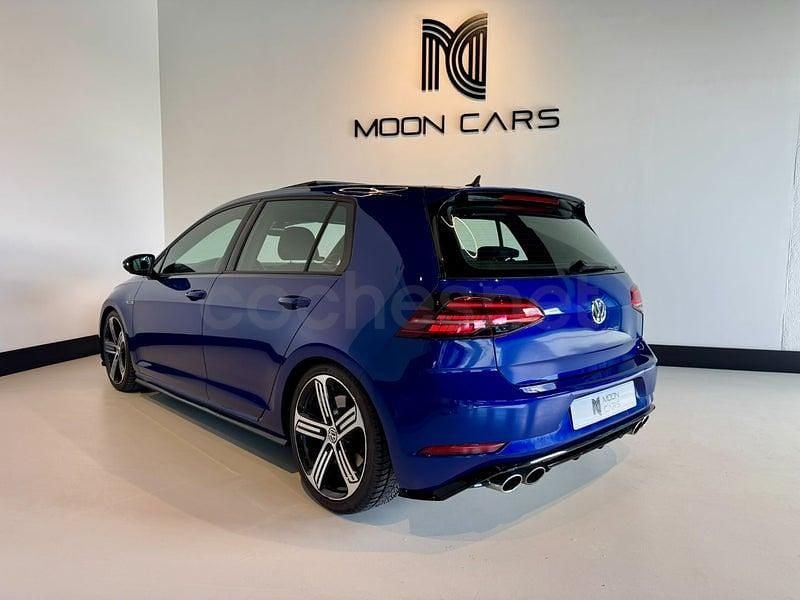 Usado VW Golf VIII R 300 CV (220 kW) 2020 Azul Berlina