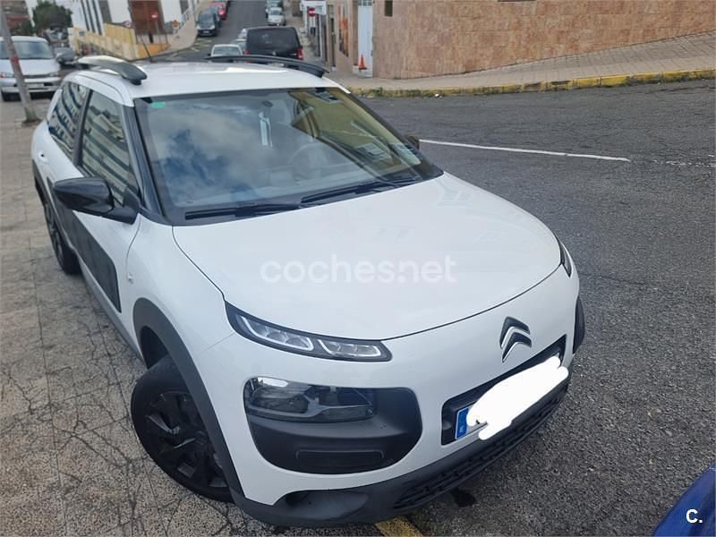 Usado Citroën C4 Feel 82 CV (60 kW) 2017 Blanco Berlina