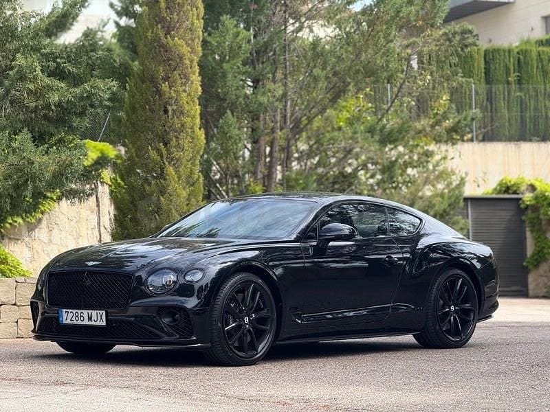 Usado Bentley Continental GT 550 CV (404 kW) 2023 Negro Coupe