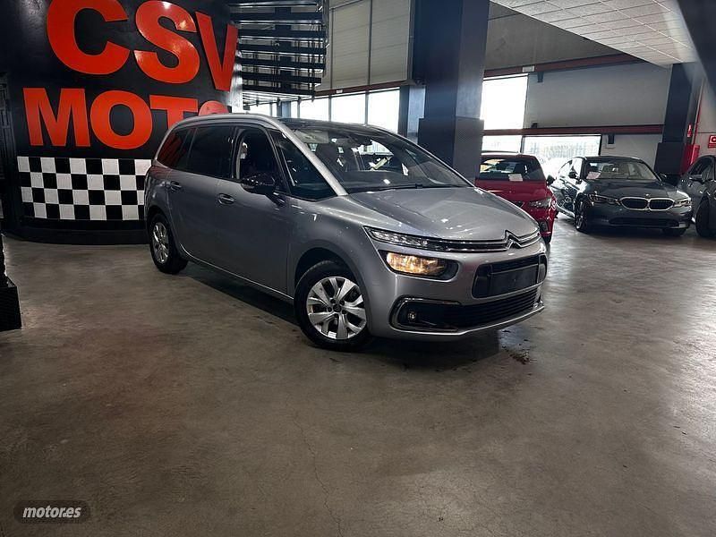 Usado Citroën C4 SpaceTourer Shine 131 CV (96 kW) 2022 Plateado Monovolumen