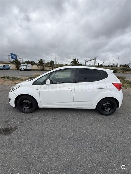 Usado Hyundai ix20 Classic 90 CV (66 kW) 2014 Blanco Utilitario