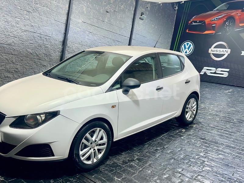Blanco Usado 2012 Seat Ibiza Reference Berlina | 5899 € (Buen precio) - Imagen 1/4