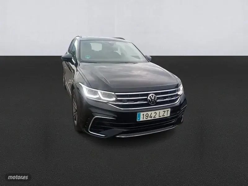Usado VW Tiguan R-line 150 CV (110 kW) 2022 Negro SUV