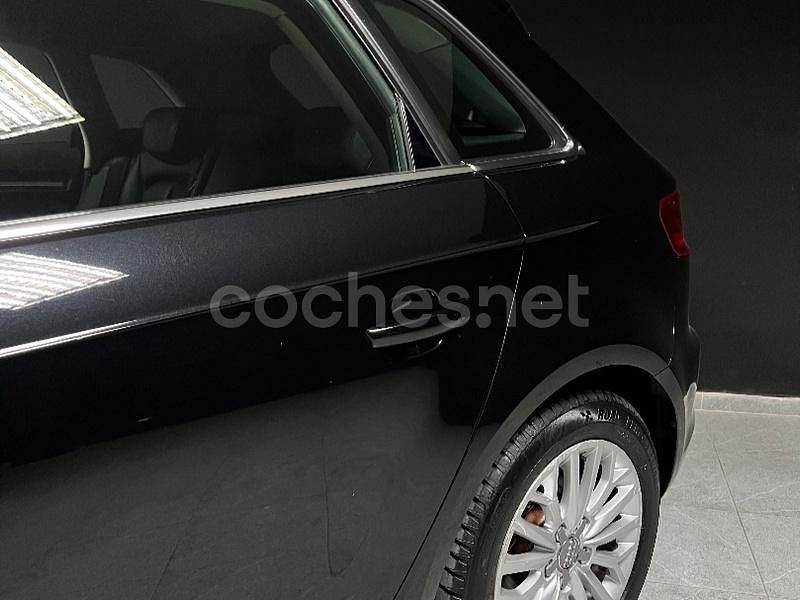 Usado Audi A3 Ambiente 105 CV (77 kW) 2013 Negro Berlina