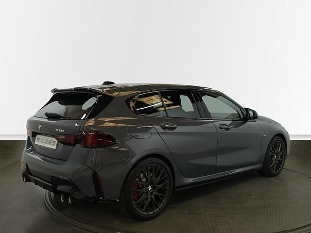 Usado BMW M135 Comfort Edition 300 CV (220 kW) 2025 Utilitario