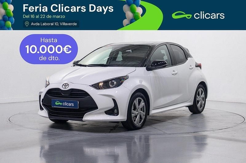 Usado Toyota Yaris Hybrid Business Edition 116 CV (85 kW) 2024 Blanco Berlina