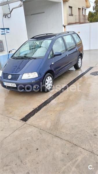 Usado VW Sharan Comfortline 110 CV (80 kW) 2000 Azul Monovolumen