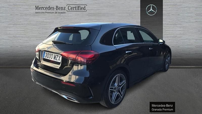 Usado Mercedes A180 136 CV (100 kW) 2025 Negro Berlina