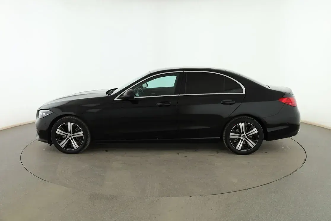 Usado Mercedes C220 Avantgarde 220 CV (161 kW) 2024 Negro Berlina