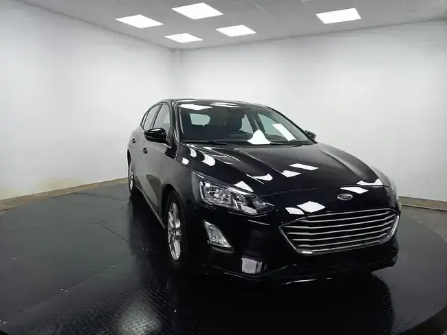 Käytetty Ford Focus Business Edition 120 HP (88 kW) 2020 Musta Sedan