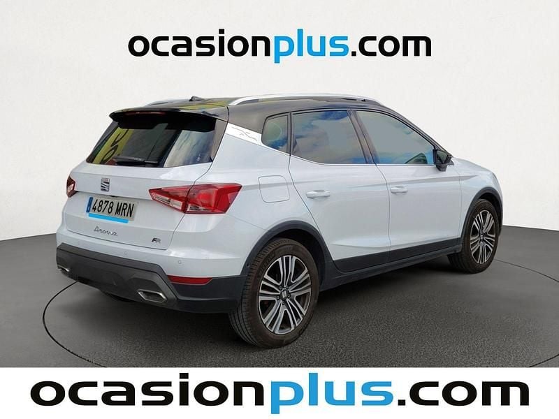 Usado Seat Arona FR 116 CV (85 kW) 2024 Blanco SUV