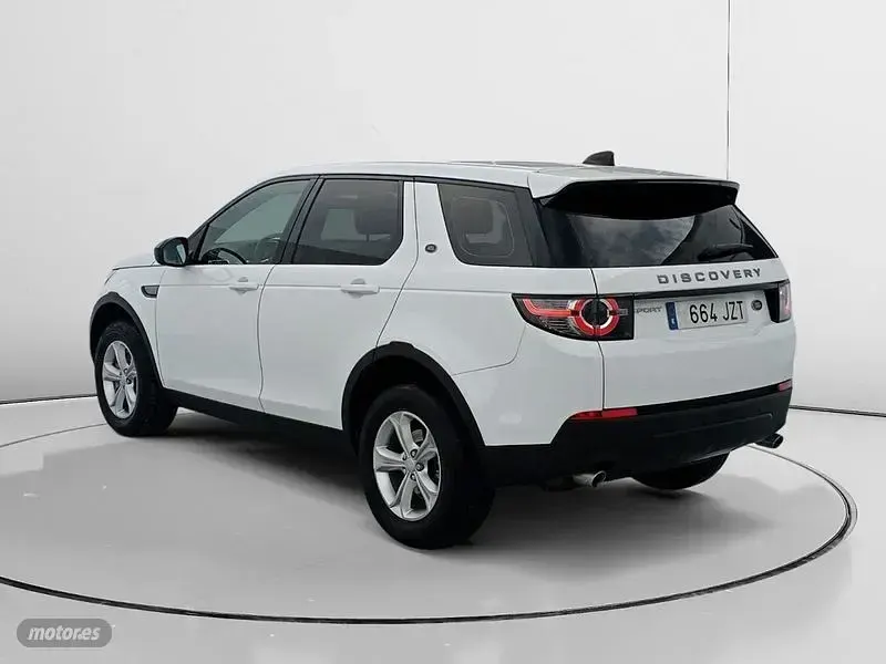 Usado Land Rover Discovery Pure 150 CV (110 kW) 2017 Blanco SUV