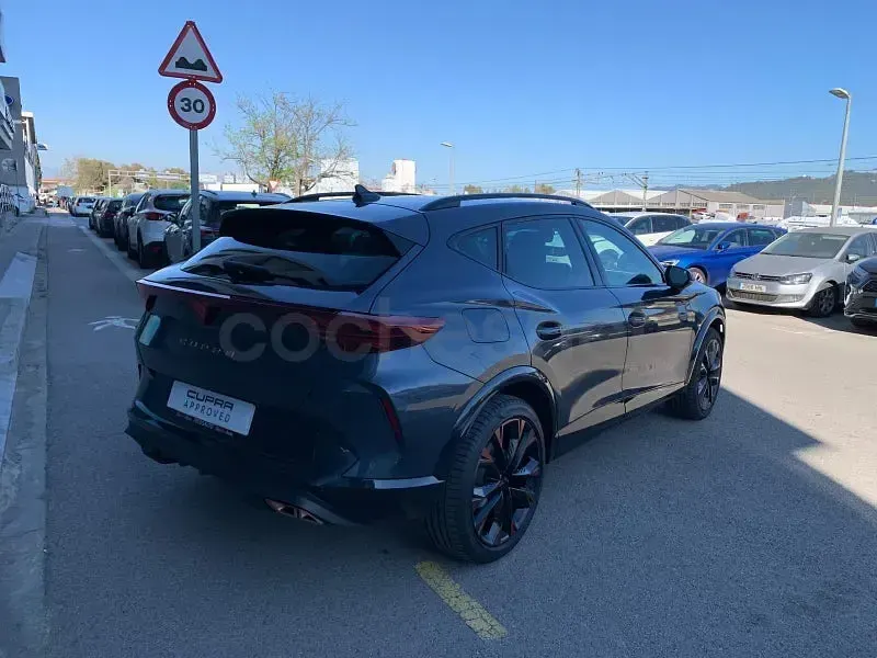 Usado Cupra Formentor 204 CV (150 kW) 2024 Gris / plata SUV