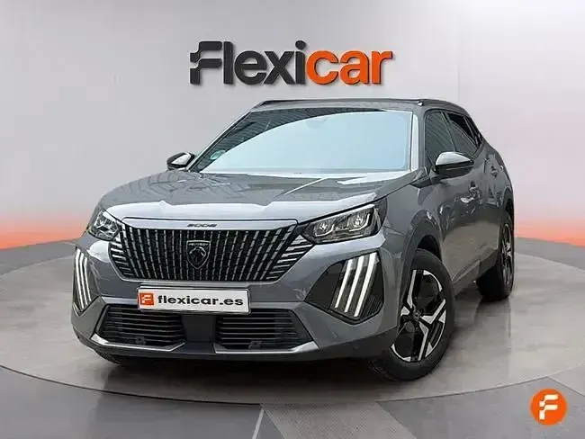 Usado Peugeot 2008 Allure 130 CV (95 kW) 2024 Gris SUV