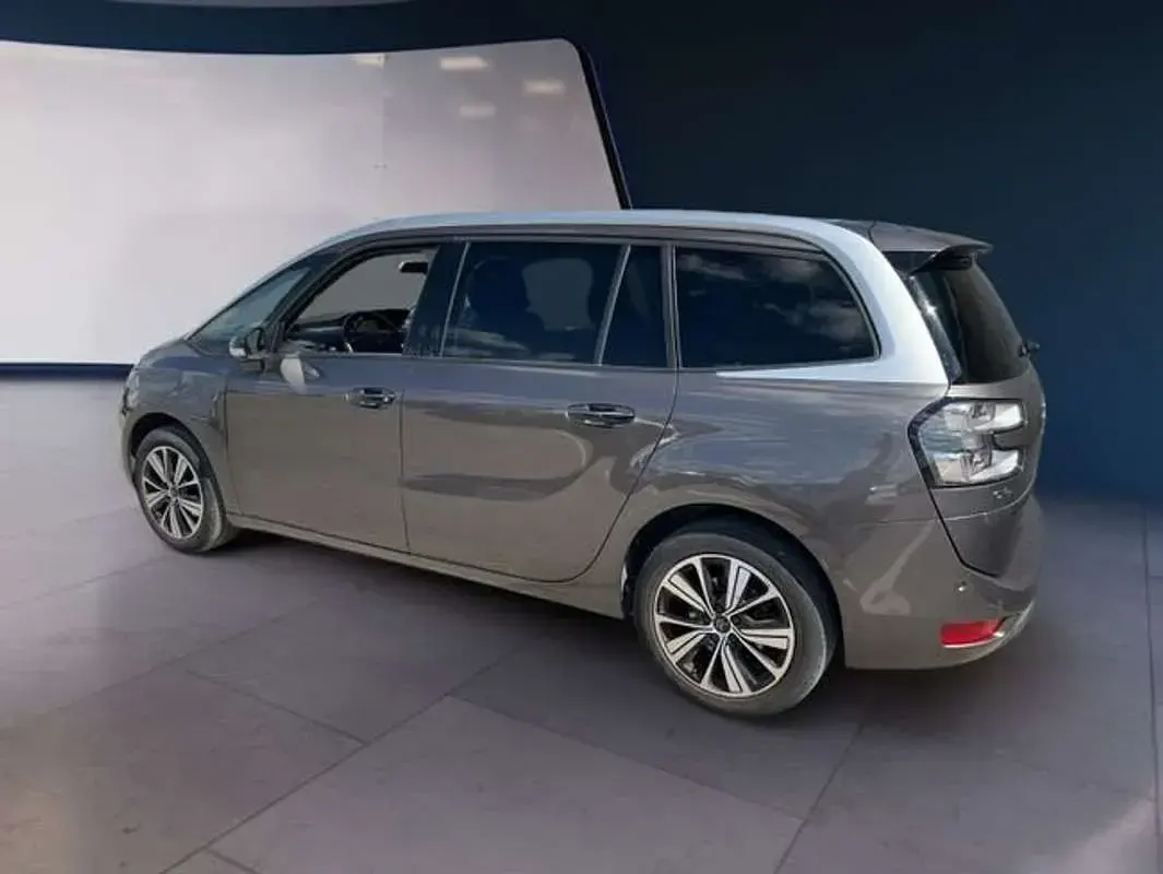 Usado Citroën C4 Shine 150 CV (110 kW) 2017 Plateado Monovolumen