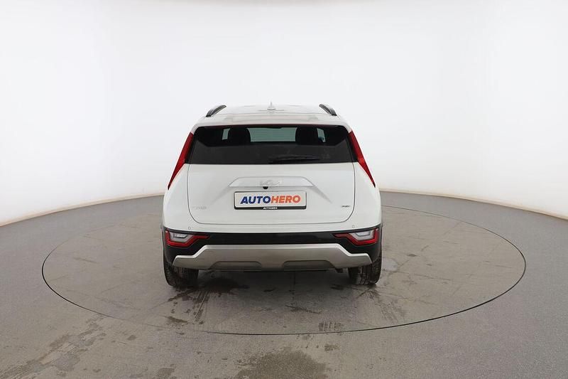 Usado Kia Niro 182 CV (133 kW) 2023 Blanco SUV