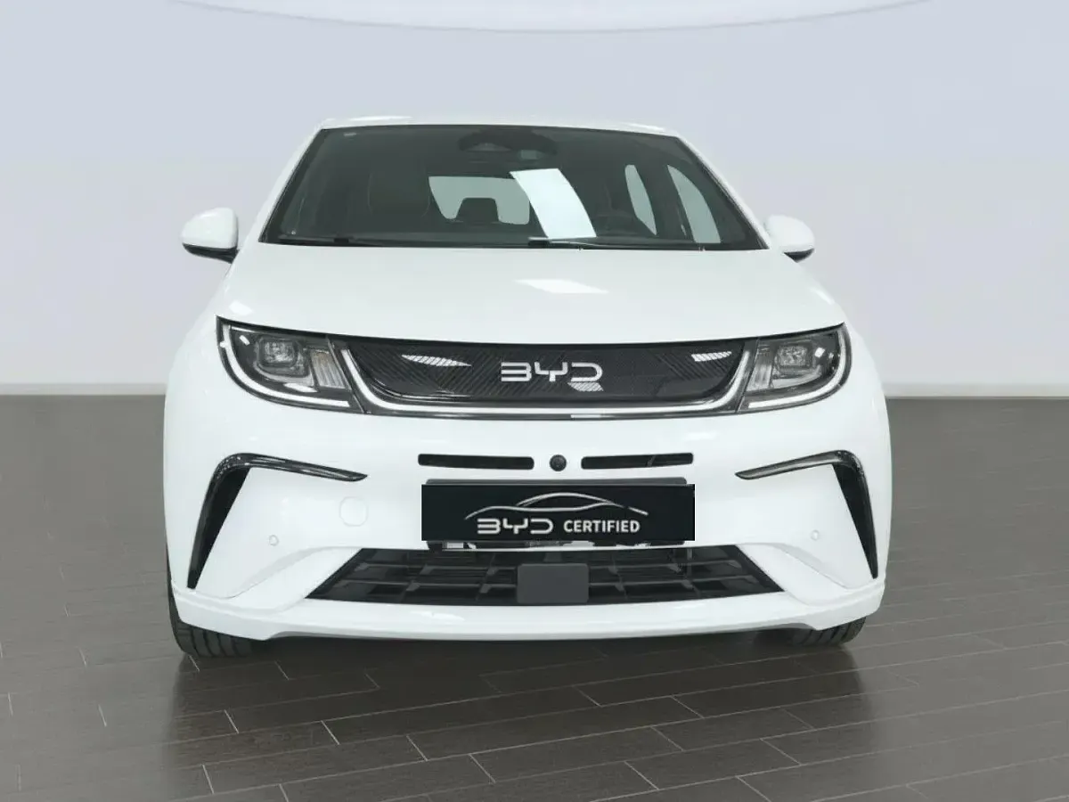 Usado BYD Dolphin Design 150 kW (204 CV) 2025 Beige Utilitario