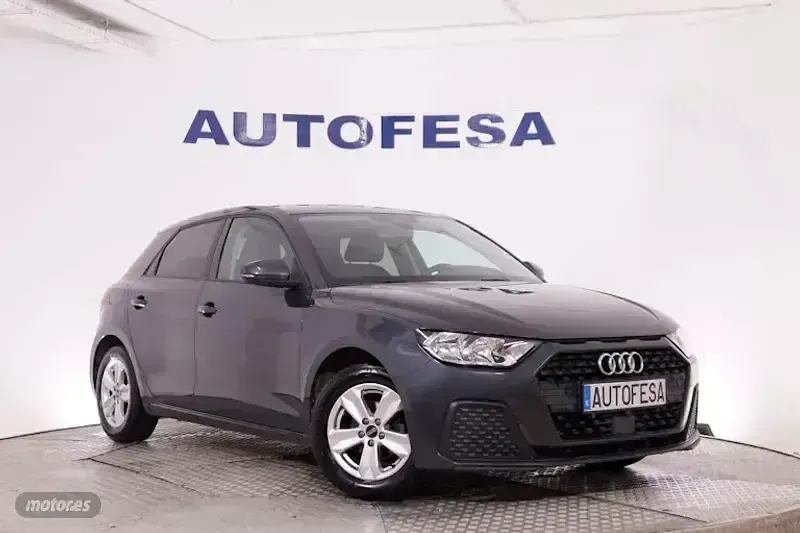 Usado Audi A1 95 CV (69 kW) 2022 Gris SUV