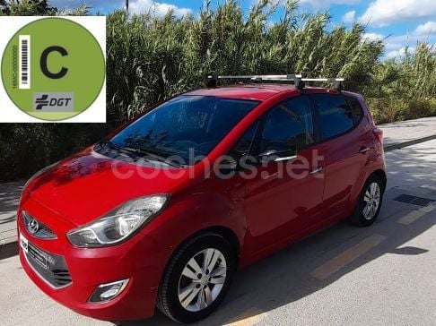 Usado Hyundai ix20 126 CV (92 kW) 2014 Rojo Utilitario