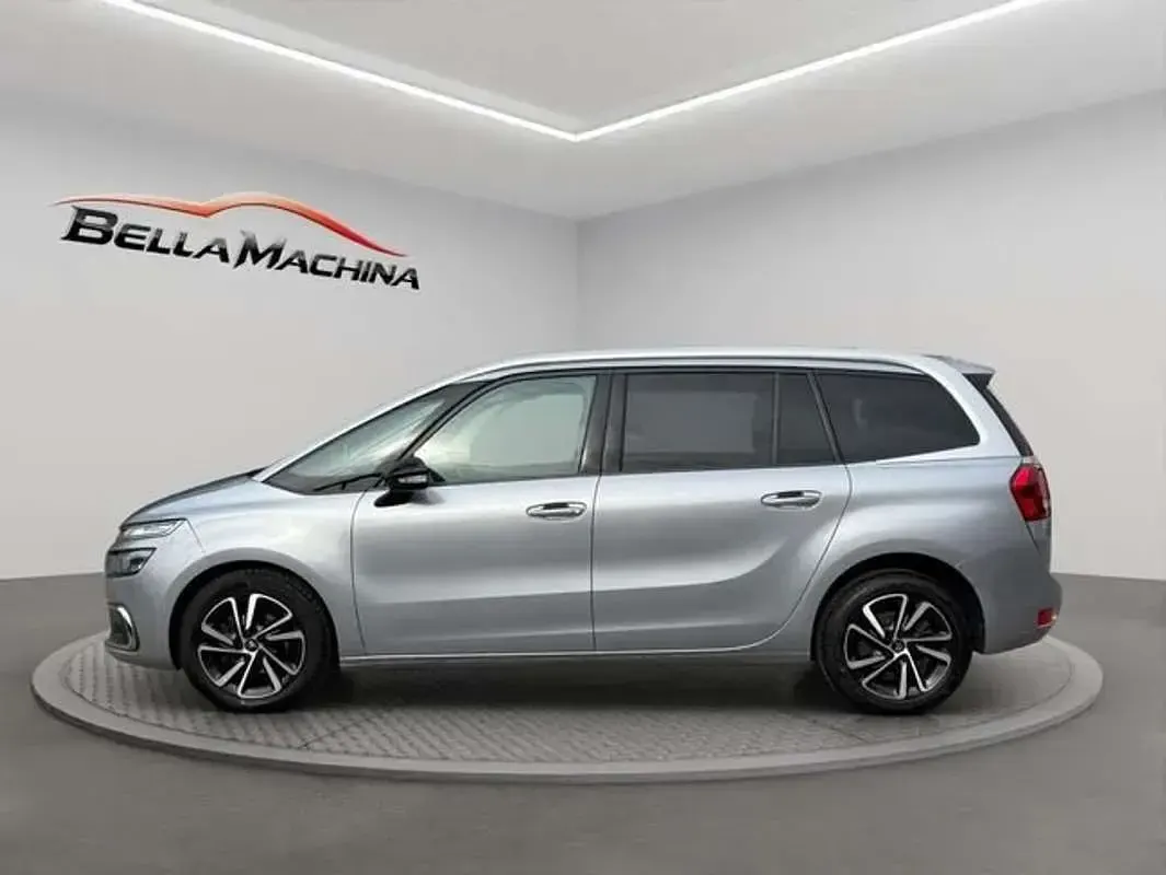 Usado Citroën C4 Shine 131 CV (96 kW) 2022 Gris Monovolumen