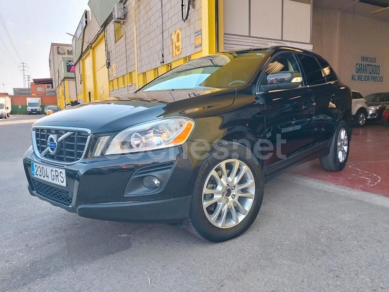 Negro Usado 2010 Volvo XC60 Kinetic SUV | 8990 € (Precio justo) - Imagen 1/4