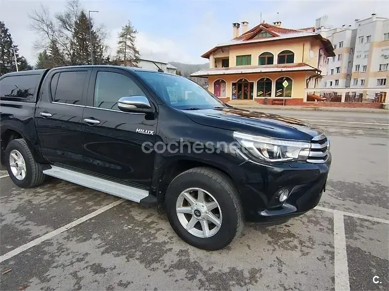 Usado Toyota HiLux 150 CV (110 kW) 2017 Negro Pickup/Camioneta