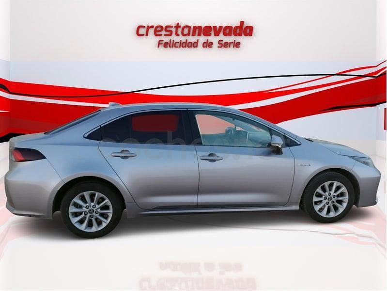 Usado Toyota Corolla Business Edition 122 CV (89 kW) 2019 Gris / plata Berlina