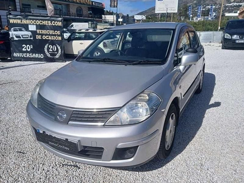 Gris Usado 2011 Nissan Tiida Acenta Utilitario | 3500 € - Imagen 1/4