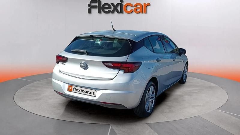 Usado Opel Astra Business Elegance 145 CV (106 kW) 2020 Gris Familiar