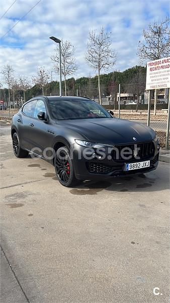 Usado Maserati Levante 430 CV (316 kW) 2018 Negro SUV