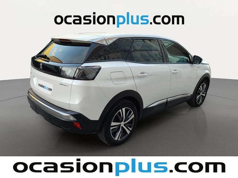 Usado Peugeot 3008 Allure 156 CV (114 kW) 2023 Blanco Monovolumen