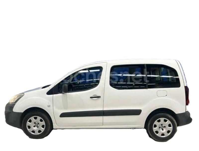 Usado Peugeot Partner Tepee 92 CV (67 kW) 2015 Blanco Monovolumen
