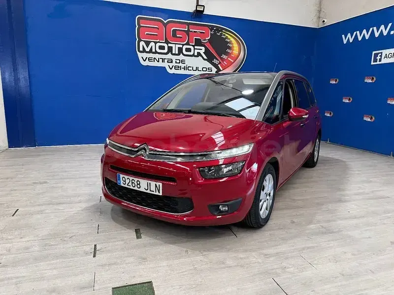 Usado Citroën Grand C4 Picasso Feel 120 CV (88 kW) 2016 Rojo Monovolumen