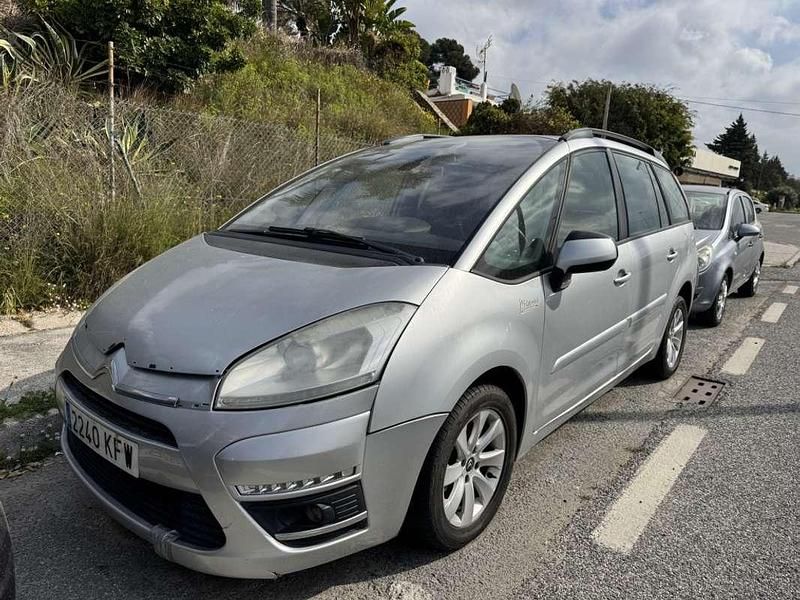 Usado Citroën Grand C4 Picasso Tonic 111 CV (81 kW) 2012 Plateado Monovolumen