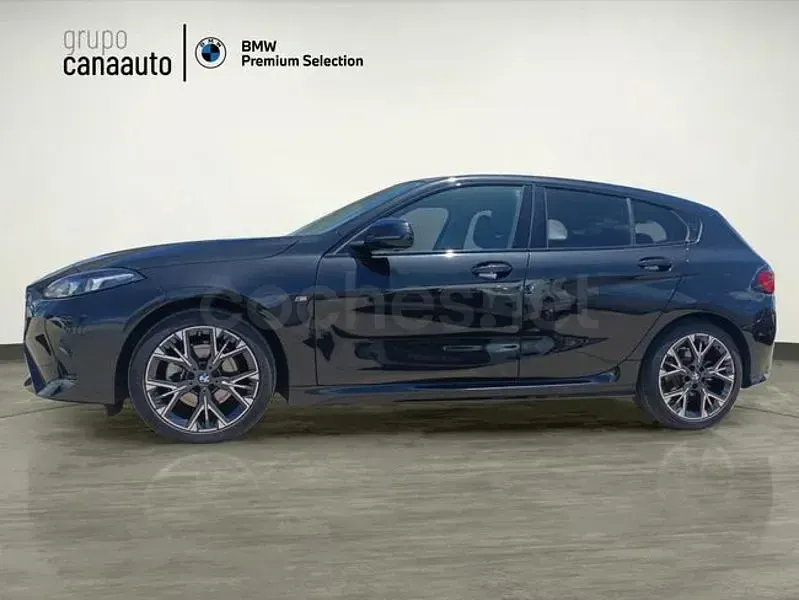 Usado BMW 116 Comfort Edition 122 CV (89 kW) 2025 Negro Utilitario