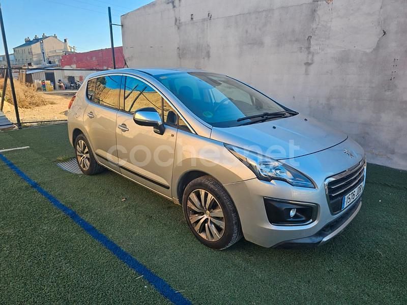 Gris / plata Usado 2015 Peugeot 3008 Access Berlina | 5999 € (Super precio) - Imagen 1/4