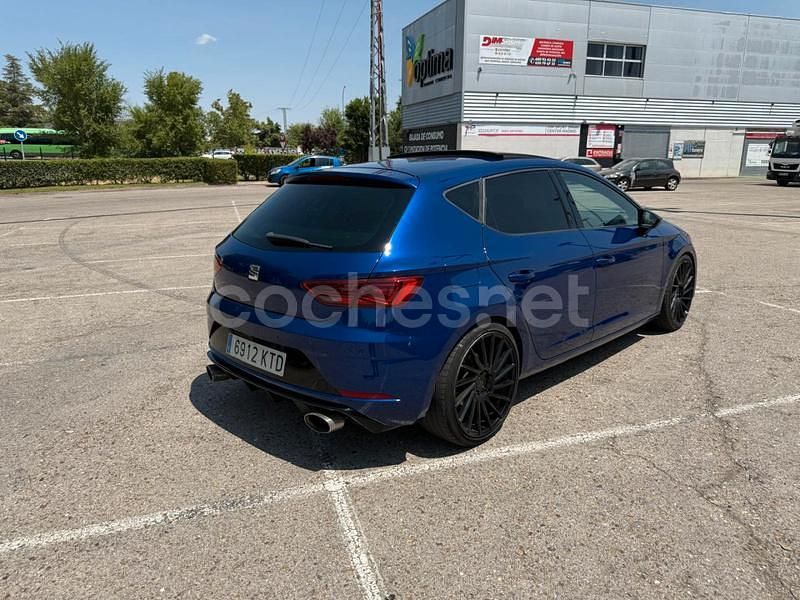 Usado Seat Leon FR 190 CV (139 kW) 2019 Azul Berlina