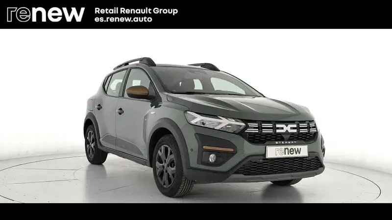 Usado Dacia Sandero Extreme 101 CV (74 kW) 2025 Verde Berlina