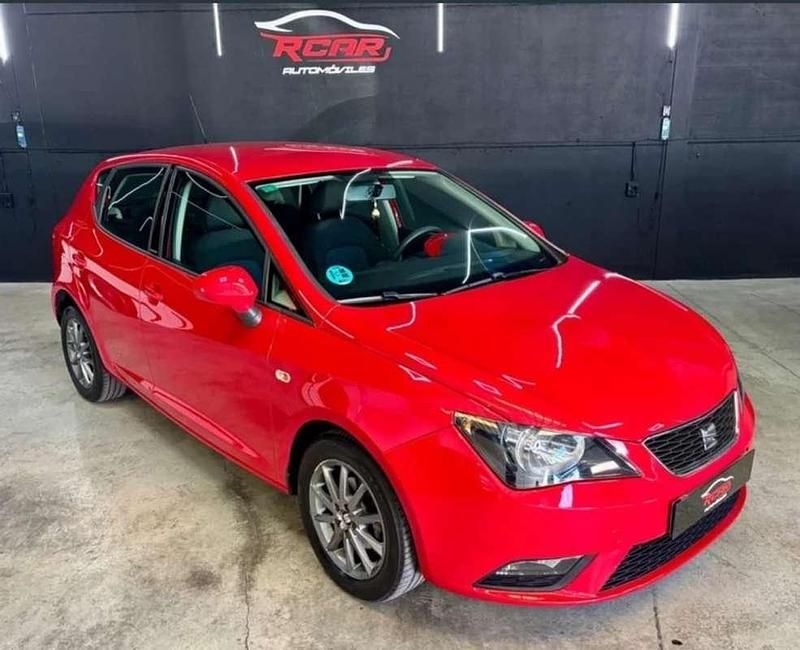 Rojo Usado 2015 Seat Ibiza ST Style Familiar | 6990 € (Precio justo) - Imagen 1/4