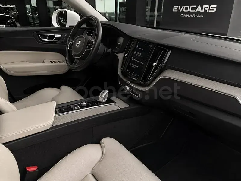 Usado Volvo XC60 Inscription 390 CV (286 kW) 2020 Blanco SUV