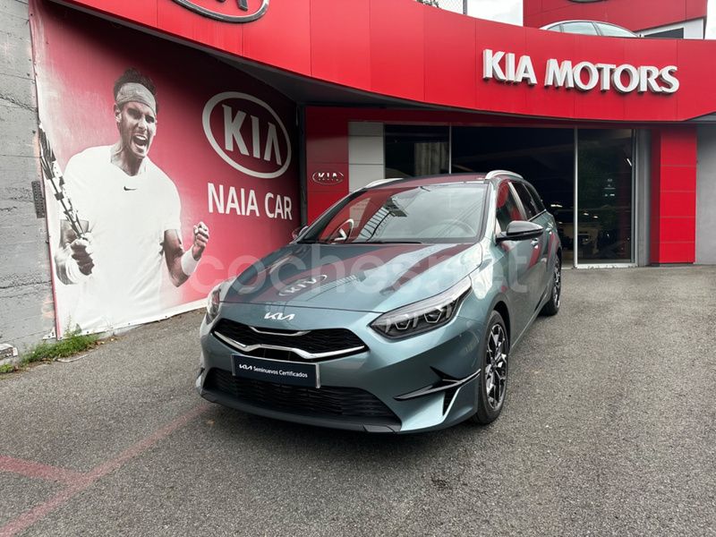 Gris / plata Nuevo 2024 Kia Ceed Style Familiar | 26.900 € (Precio justo) - Imagen 1/4