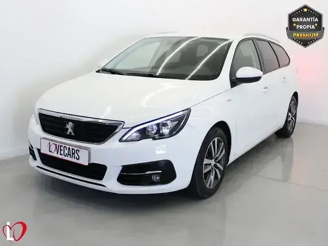 Usado Peugeot 308 Active 131 CV (96 kW) 2021 Blanco Utilitario