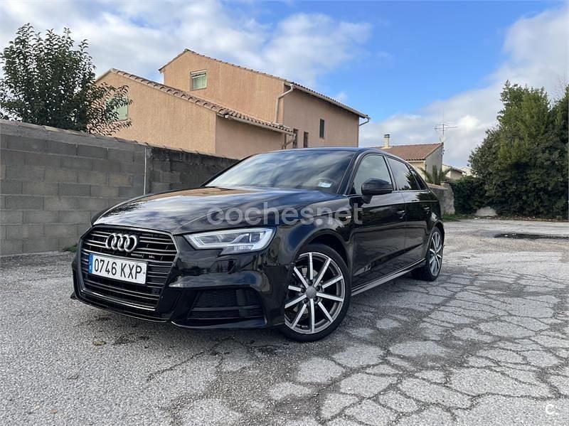 Usado Audi A3 S-Line 116 HP (85 kW) 2019 Preto Sedan