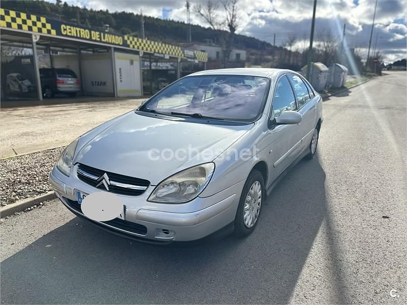 Usado Citroën C5 110 CV (80 kW) 2002 Gris / plata Berlina