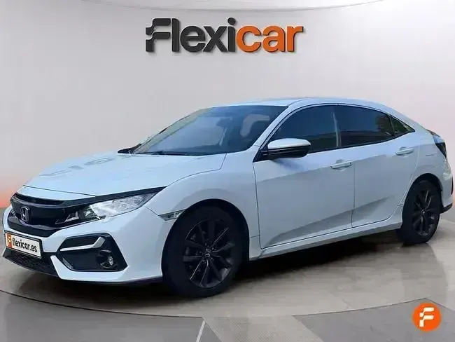 Begagnad Honda Civic Elegance 126 HK (92 kW) 2021 Vit Sedan