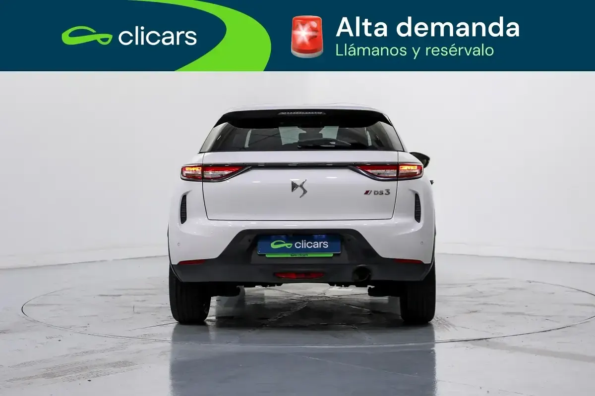 Usado DS Automobiles DS3 Crossback Performance 100 CV (73 kW) 2022 Blanco SUV