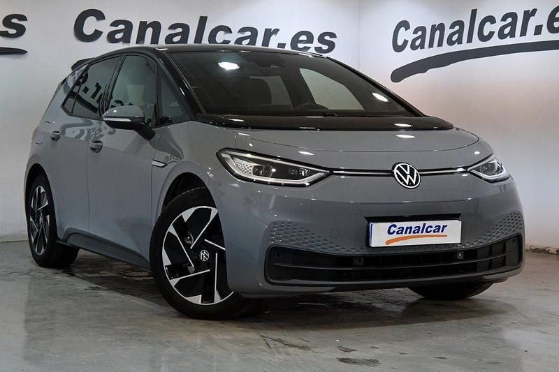 Begagnad VW ID.3 Pro 110 kW (150 HK) 2021 Silver Halvkombi