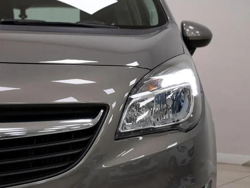 Usado Opel Meriva Selective 120 CV (88 kW) 2016 Otro Monovolumen