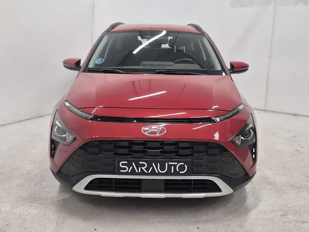 Usado Hyundai Bayon 101 CV (74 kW) 2023 Rojo SUV